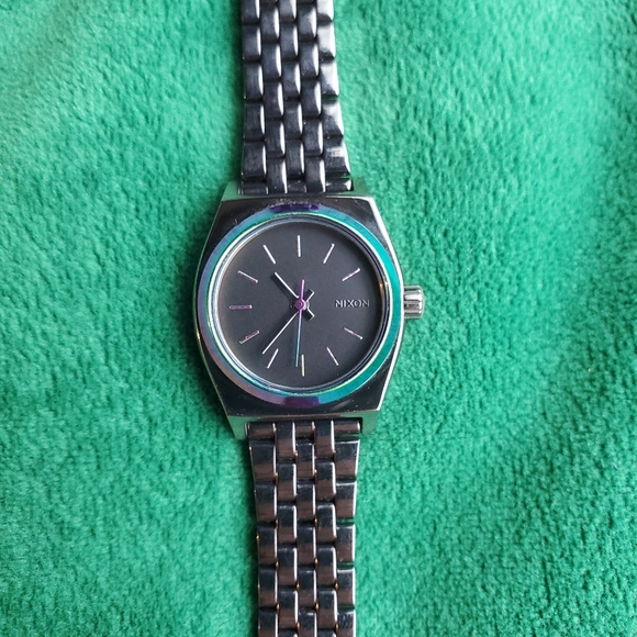 New Nixon watch - Picture 2 of 3